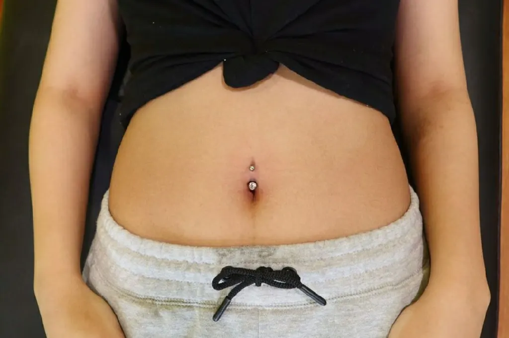 Syinger Tattoos piercing work