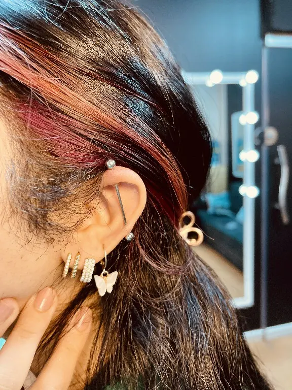 Syinger Tattoos piercing work