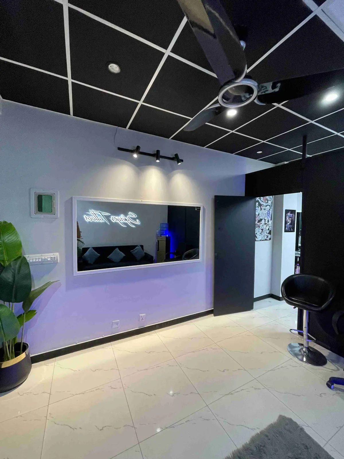 Syinger Tattoos equipment